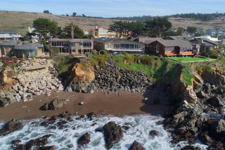 cambria vacation rental cliff view